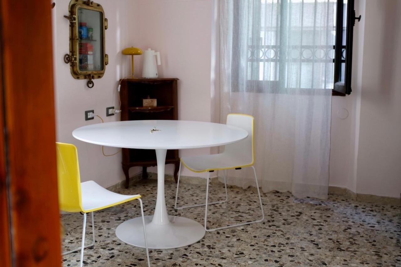Venetian Pink Apartment In Dorsoduro Exteriör bild